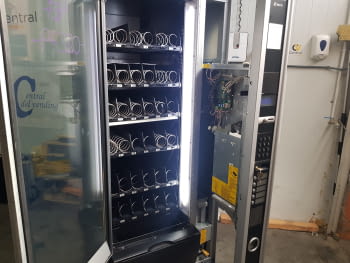 MAQUINA EXPENDEDORA VENDING DE SNACK Y BEBIDAS FRÍAS NECTA SNAKKY MAX FOOD - 3
